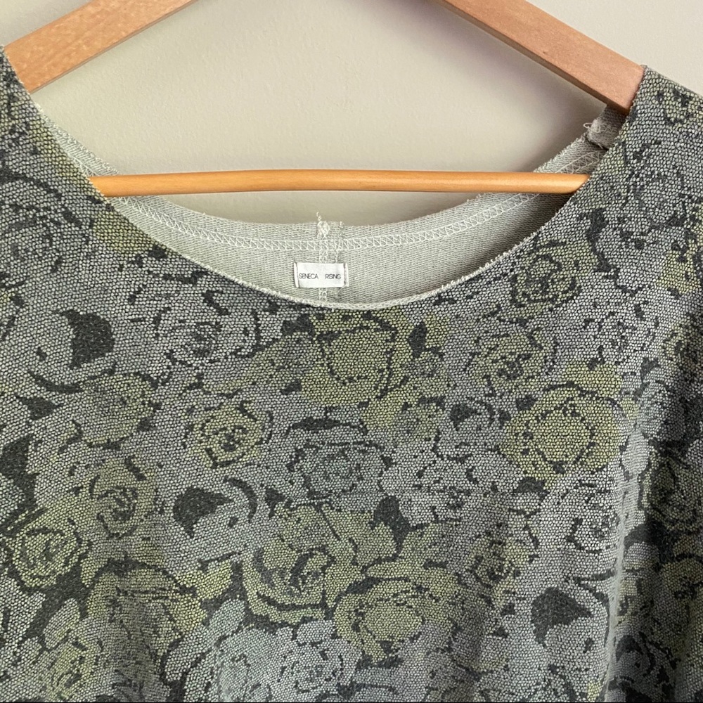 Seneca Rising Pullover Lounge Rose Pattern Sz 0 - Picture 2 of 4